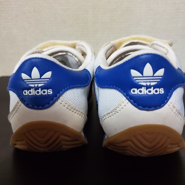 adidas(アディダス)の美品♡adidas　ベビーシューズ　12cm キッズ/ベビー/マタニティのベビー靴/シューズ(~14cm)(スニーカー)の商品写真