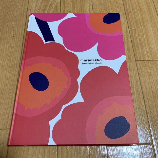 marimekko(マリメッコ)のマリメッコ展 図録 ガイドブック チラシつき marimekko エンタメ/ホビーの本(アート/エンタメ)の商品写真