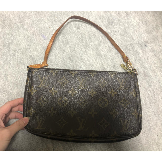 LOUIS VUITTON(ルイヴィトン)のLOUIS VUITTONハンドバック レディースのバッグ(ハンドバッグ)の商品写真