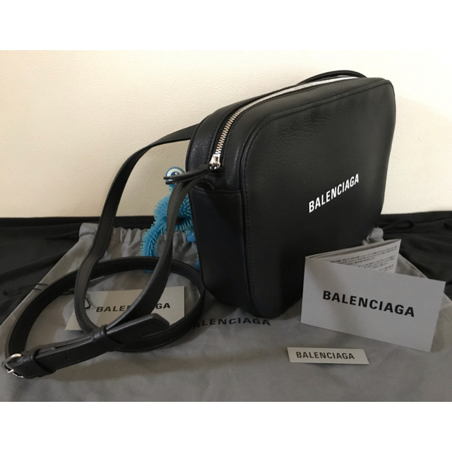 【新品 人気希少】Balenciaga エブリデイカメラバッグ Sサイズ