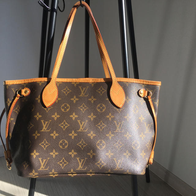 LOUIS VUITTON(ルイヴィトン)のLOUIS VUITTON モノグラム トートバック　 レディースのバッグ(トートバッグ)の商品写真