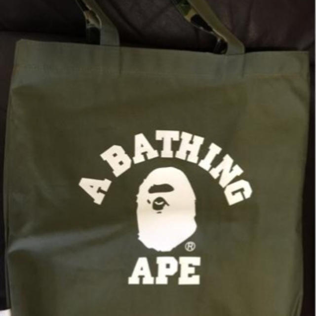 低価大人気】 A BATHING APE A BATHING APE エイプ リバーシブル トート バッグ 非売品の通販 by オレンジ猫's  shop｜アベイシングエイプならラクマ