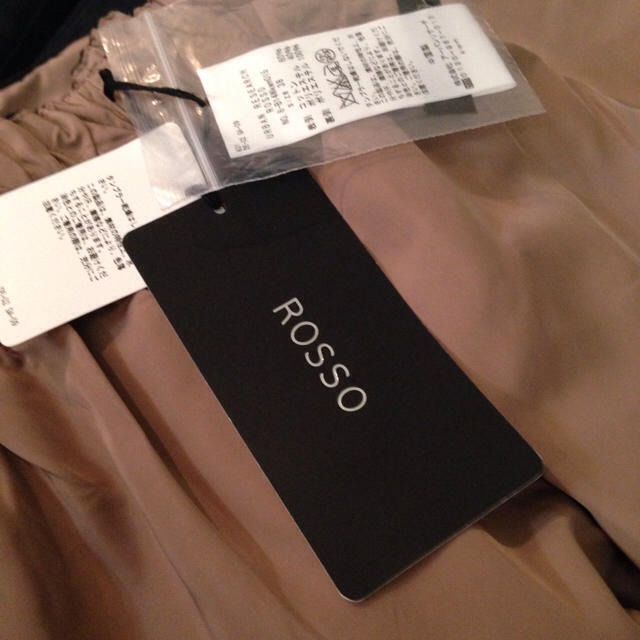 URBAN RESEARCH ROSSO(アーバンリサーチロッソ)のタグ付新品☆リバーシブルフレアスカート レディースのスカート(ひざ丈スカート)の商品写真