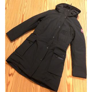 カナダグース(CANADA GOOSE)のカナダグース　ダウンジャケット　Ｌ 美品❣️(ダウンジャケット)