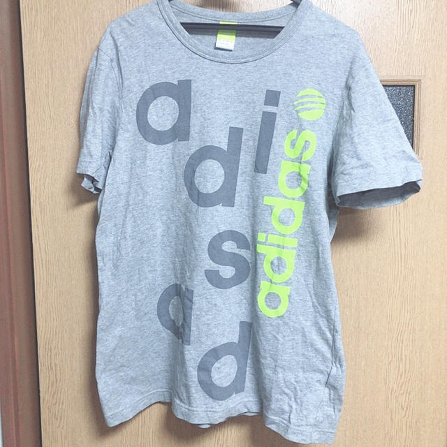 adidas(アディダス)のアディダス　アディダスネオ　Tシャツ　グレー　adidas レディースのトップス(Tシャツ(半袖/袖なし))の商品写真