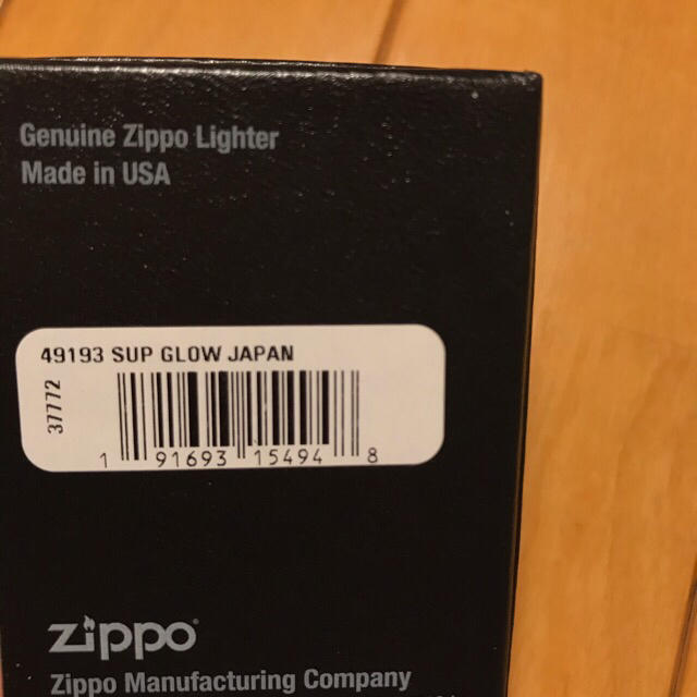 【新品】Supreme Glow-in-the-Dark Zippo®