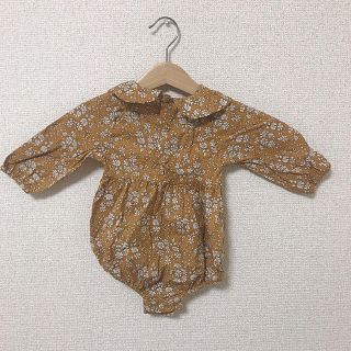 ベビーギャップ(babyGAP)のリバティ風　花柄ロンパース　80サイズ　本日決済のみ値引き！(ロンパース)