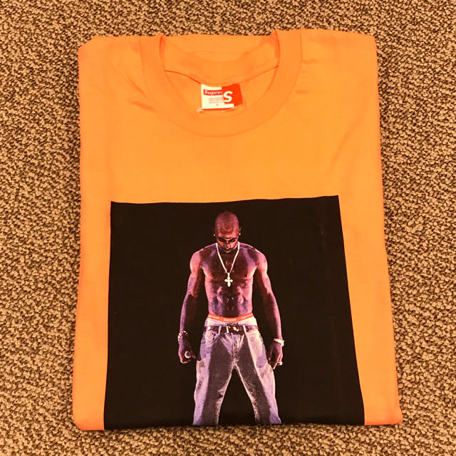 Supreme(シュプリーム)の新品未使用　Supreme Tupac Hologram Tee L オレンジ メンズのトップス(Tシャツ/カットソー(半袖/袖なし))の商品写真