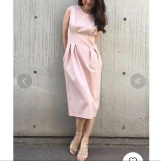 ドロシーズ(DRWCYS)の美品♡DRWCYS ダーツカットワンピース(ひざ丈ワンピース)