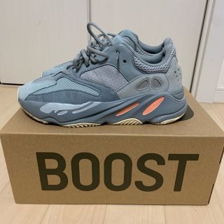 アディダス(adidas)のyeezy boost700(スニーカー)