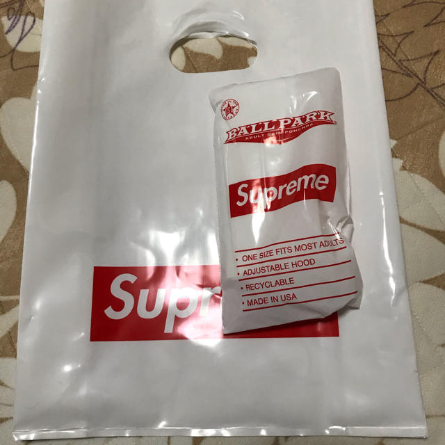 Supreme(シュプリーム)の餃一様　専用 メンズのジャケット/アウター(ポンチョ)の商品写真