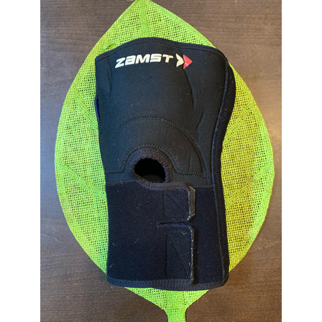 ZAMST(ザムスト)のザムスト膝サポーター　ZK3  サイズLL スポーツ/アウトドアのトレーニング/エクササイズ(トレーニング用品)の商品写真