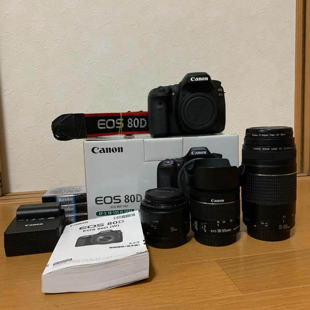 スマホ/家電/カメラCanon EOS 80D 望遠、標準、単焦点レンズ 三本セット