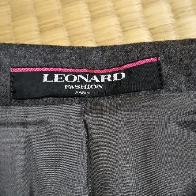 LEONARD(レオナール)の値下げ　LEONARDジャケット レディースのジャケット/アウター(テーラードジャケット)の商品写真