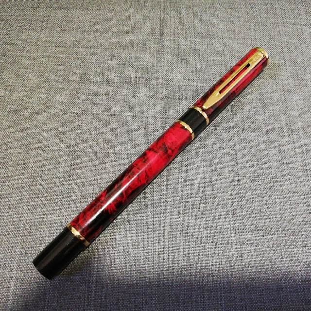 WATERMAN　ウォーターマン　万年筆　ロレア　Laureat　レッドマーブル