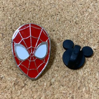 マーベル(MARVEL)のスパイダーマン　ピンバッジ　ディズニー　マーベル　marvel 海外　ピントレ(バッジ/ピンバッジ)