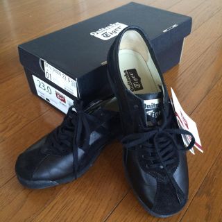 オニツカタイガー(Onitsuka Tiger)の定価¥17,064  大人スニーカー(スニーカー)