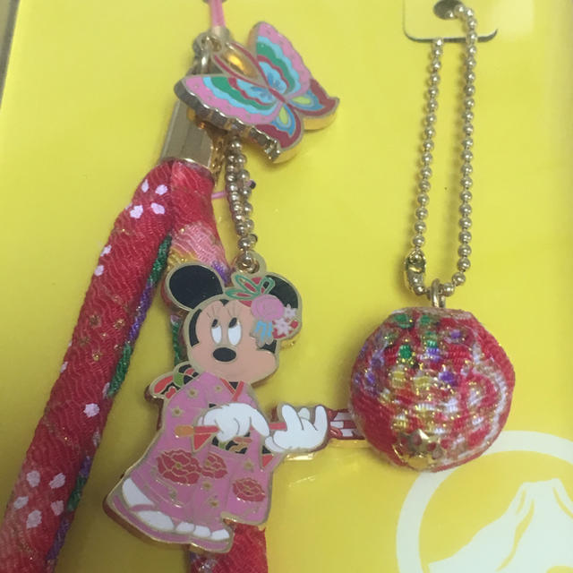 Disney(ディズニー)のミニーちゃん♡和柄 ストラップ エンタメ/ホビーのおもちゃ/ぬいぐるみ(キャラクターグッズ)の商品写真