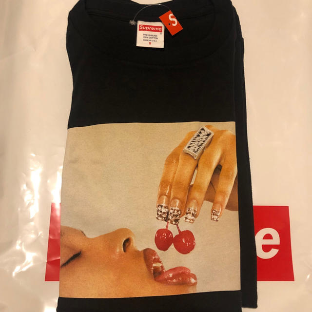 supreme cherries Tee black