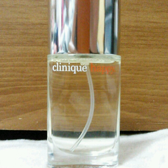 CLINIQUE(クリニーク)のクリニーク　ハッピー　30ml コスメ/美容の香水(香水(女性用))の商品写真