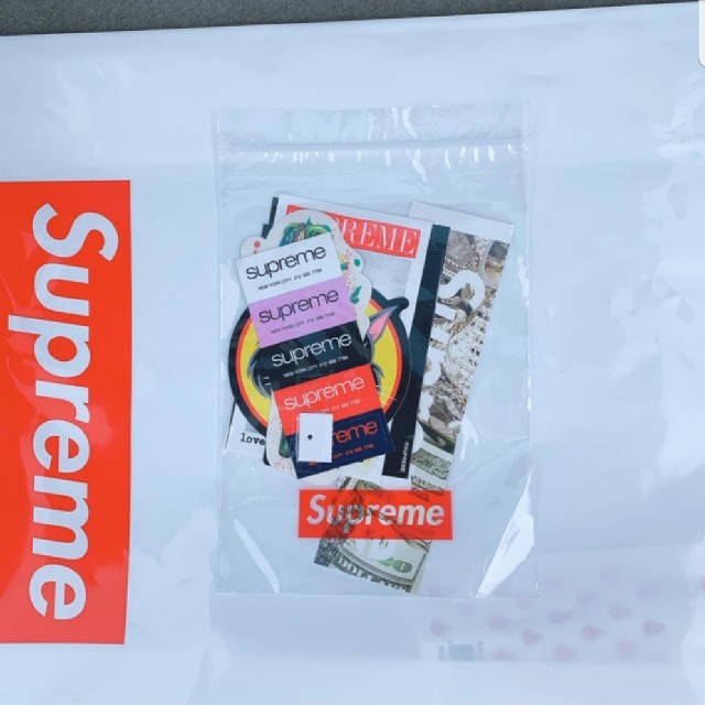 Supreme(シュプリーム)のSupreme　2020SS Sticker set ハンドメイドの文具/ステーショナリー(しおり/ステッカー)の商品写真