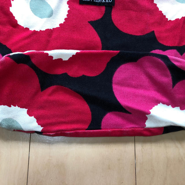 marimekko(マリメッコ)のマリメッコ　ショルダーバッグ レディースのバッグ(ショルダーバッグ)の商品写真