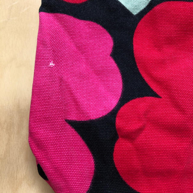 marimekko(マリメッコ)のマリメッコ　ショルダーバッグ レディースのバッグ(ショルダーバッグ)の商品写真