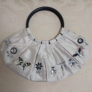 アニエスベー(agnes b.)のアニエスb昆虫刺繍バッグ(ハンドバッグ)