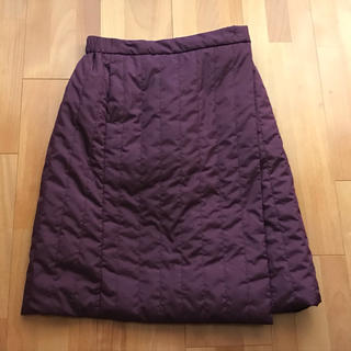ユニクロ(UNIQLO)の美品ユニクロSサイズ防風ウォームイージーラップスカート 紫(ひざ丈スカート)