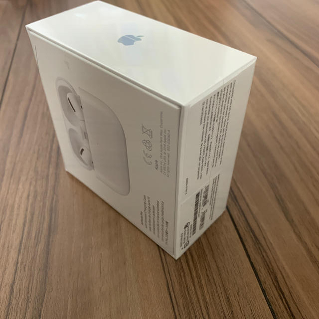 AirPods pro 最新ノイズキャンセルモデル  MWP22J/A 3