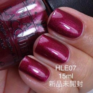 オーピーアイ(OPI)の２点OPI HLE07 レッドパープル　 パール入り　 15ml 　新品未使用(マニキュア)