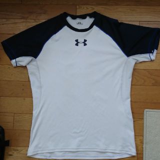 アンダーアーマー(UNDER ARMOUR)のUNDFR ARMOUR UA HGビックロゴプラクティスシャツ MSC8670(ウェア)