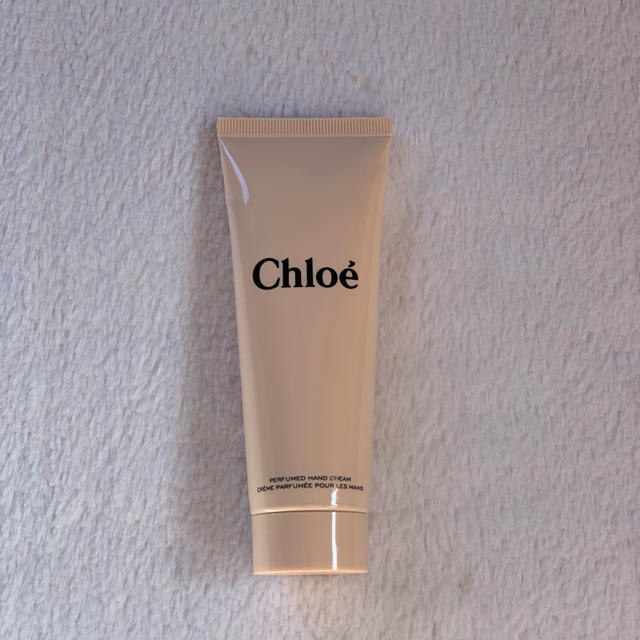 Chloe(クロエ)のクロエ　クロエパヒュームハンドクリーム コスメ/美容のボディケア(ハンドクリーム)の商品写真