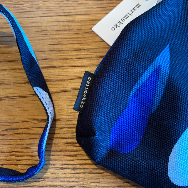 marimekko(マリメッコ)の【ピサロイ】バッグ✈︎がま口 レディースのバッグ(ショルダーバッグ)の商品写真