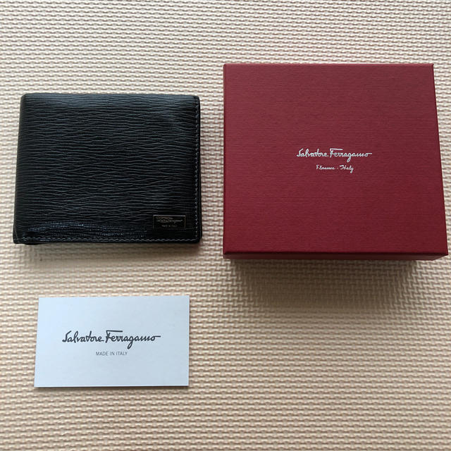 Salvatore Ferragamo(サルヴァトーレフェラガモ)のフェラガモ　二つ折財布 メンズのファッション小物(折り財布)の商品写真
