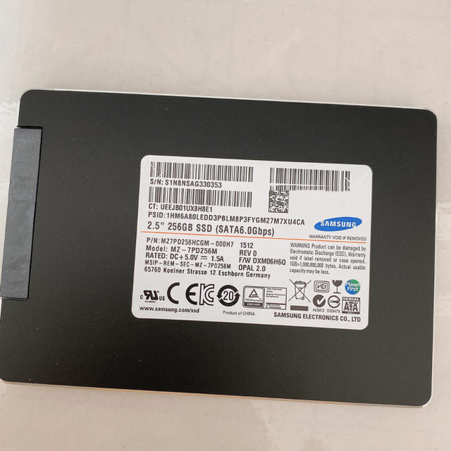 Samsung SSD 256GB 2.5インチSATA