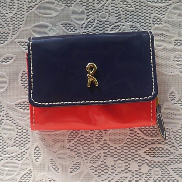 ROBERTA DI CAMERINO(ロベルタディカメリーノ)のロベルタ　ミニ財布 レディースのファッション小物(コインケース)の商品写真