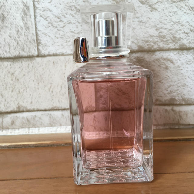 Christian Dior(クリスチャンディオール)のミス　ディオール　　オードゥトワレ　100ml  コスメ/美容の香水(香水(女性用))の商品写真