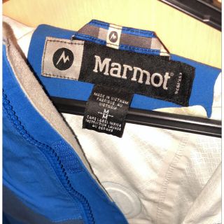 マーモット(MARMOT)の★値下げ★ アウトドア　ジャケット　Marmot サイズM(マウンテンパーカー)