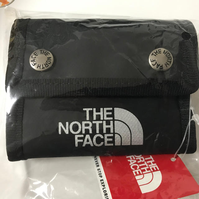 THE NORTH FACE(ザノースフェイス)の【未開封新品】ノースフェイス　財布　黒色　コインケース　小銭入れ　ウォレット メンズのファッション小物(コインケース/小銭入れ)の商品写真