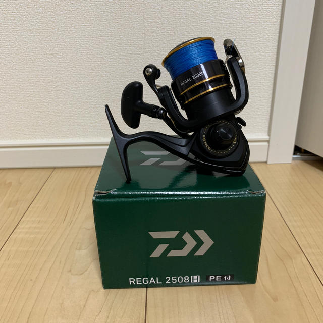 DAIWA(ダイワ)のダイワ リーガル2508H スポーツ/アウトドアのフィッシング(リール)の商品写真