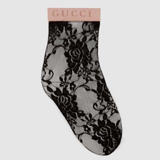 グッチ(Gucci)のGUCCI フローラル　アンクルソックス　黒　M(ソックス)