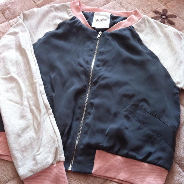 dazzlin(ダズリン)の配色ブルゾン レディースのジャケット/アウター(ブルゾン)の商品写真