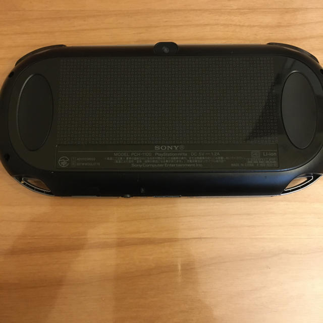 PlayStation®Vita PCH−1100