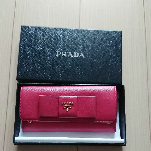 プラダ PRADA ピンク  リボン 長財布