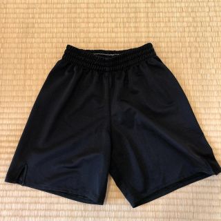 サッカー　キッズ　ハーフパンツ　黒　140(ウェア)