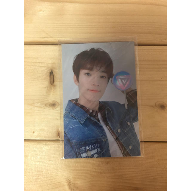 トレフォイル SEVENTEEN ドギョム Caratzone | www.tsv-lammertsfehn.de