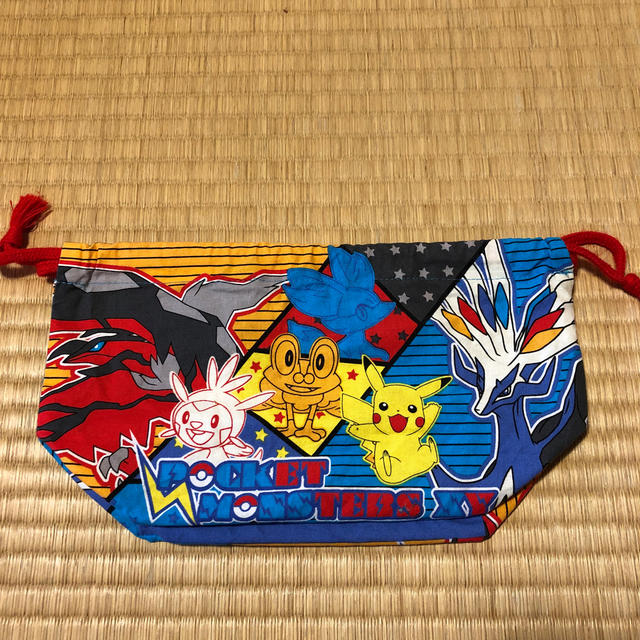 ポケモン(ポケモン)のポケモン　お弁当袋　中古 キッズ/ベビー/マタニティのこども用バッグ(ランチボックス巾着)の商品写真