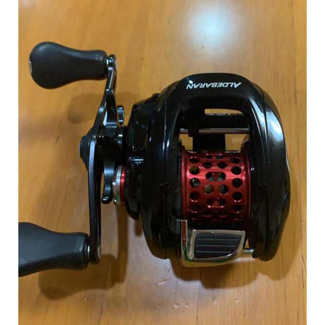 SHIMANO(シマノ)の値下げ！シマノ 15アルデバランBFS XG LIMITED 左巻き スポーツ/アウトドアのフィッシング(リール)の商品写真