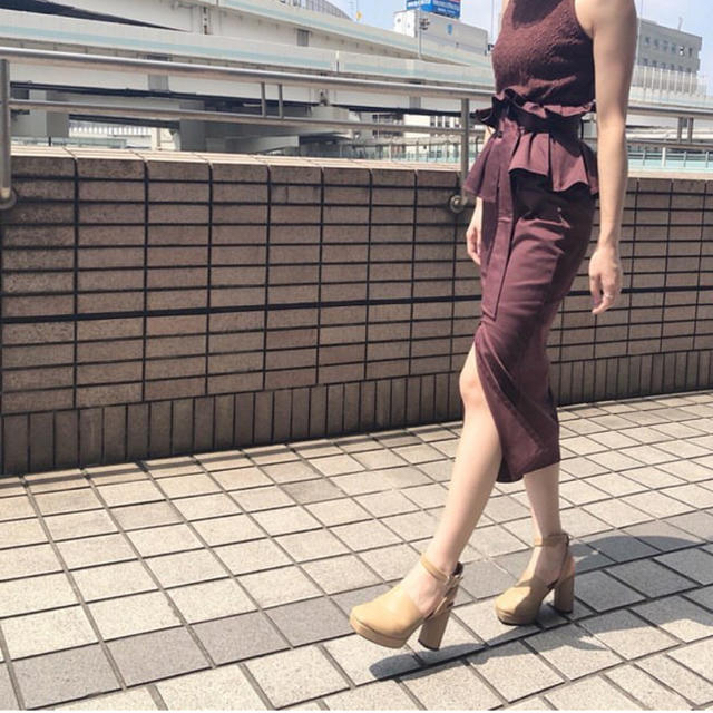 SNIDEL(スナイデル)のフリルタイトスカート レディースのスカート(ロングスカート)の商品写真